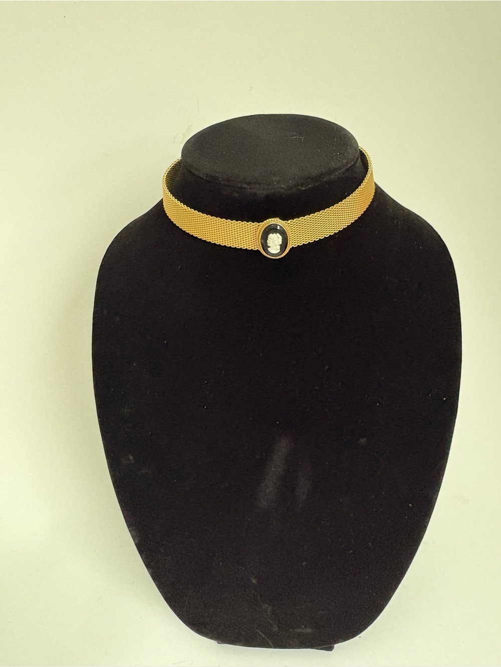 Gold Mesh Cameo Choker Necklace for Women